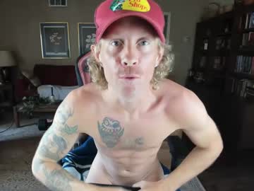 Machinecumkelly69 Chaturbate stream image from June 01, 2025