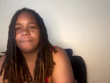 Thiccmamaaa Chaturbate stream image from June 01, 2025