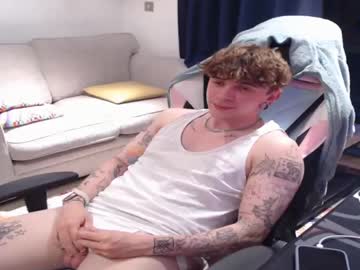 Lucazsz Chaturbate stream image from June 01, 2025