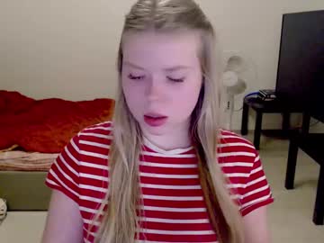 Kitten_Jenny01 Chaturbate stream image from June 01, 2025