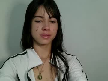 Aine_Ileana Chaturbate stream image from June 02, 2025