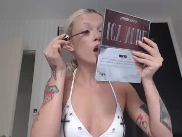 Miss___Polly Chaturbate stream image from June 02, 2025