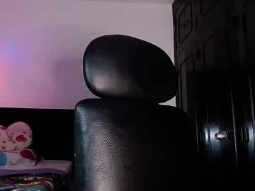 Violetwitch05 Chaturbate stream image from June 02, 2025