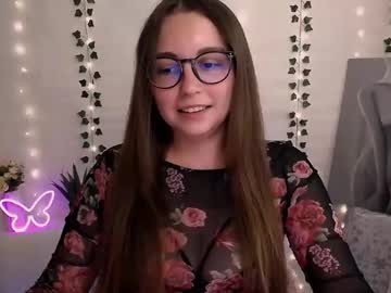 Yours_Piece_Of_Happiness_ Chaturbate stream image from June 02, 2025