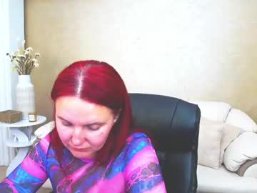 Pollygreen Chaturbate stream image from June 02, 2025