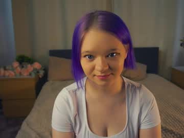 Darelenebenham Chaturbate stream image from June 02, 2025