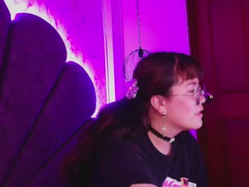Gummy_Gum Chaturbate stream image from June 02, 2025