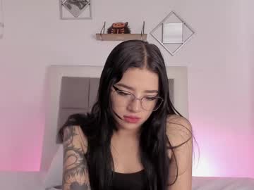 Aliice_Walker_ Chaturbate stream image from June 02, 2025