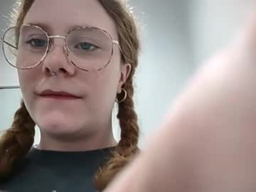 Cinnamon_23 Chaturbate stream image from June 02, 2025