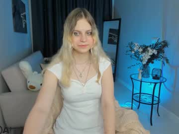 Annie_Xbaby Chaturbate stream image from June 02, 2025