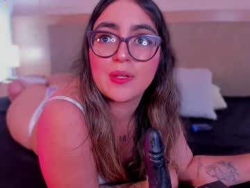 Apriifox Chaturbate stream image from June 02, 2025