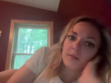 Lululollipop21 Chaturbate stream image from June 02, 2025