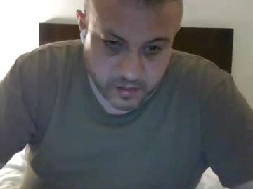 Cuadillo Chaturbate stream image from June 02, 2025