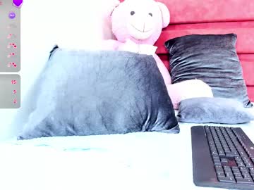 Emma_Luu_ Chaturbate stream image from June 02, 2025