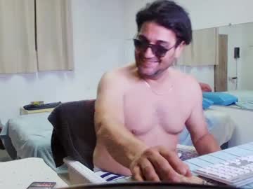 Whereisthehugo Chaturbate stream image from June 02, 2025