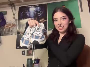 Angelcak3s Chaturbate stream image from June 03, 2025