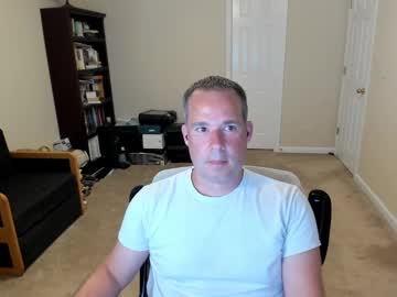 Hotmale4u692000 Chaturbate stream image from June 03, 2025