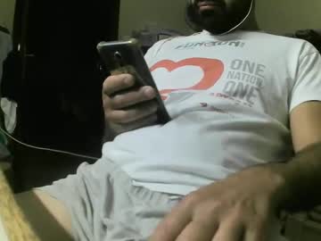 Hugeveiny Chaturbate stream image from June 03, 2025