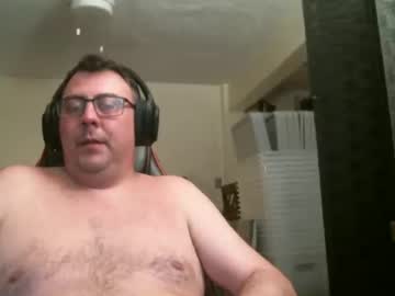 Thirtysomething Chaturbate stream image from June 03, 2025