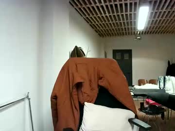 Maythe4bwu Chaturbate stream image from June 03, 2025