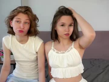 Brittcollinge Chaturbate stream image from June 03, 2025