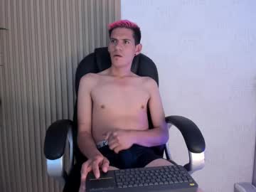 Eroz_Zion Chaturbate stream image from June 03, 2025