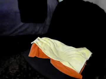 Lovetobewild303 Chaturbate stream image from June 03, 2025