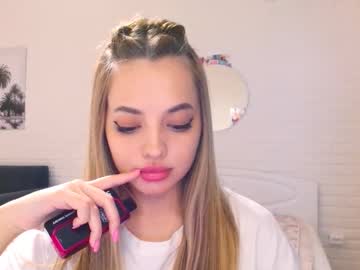 Melaniealves Chaturbate stream image from June 03, 2025