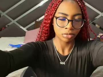 Raqueljones_ Chaturbate stream image from June 03, 2025