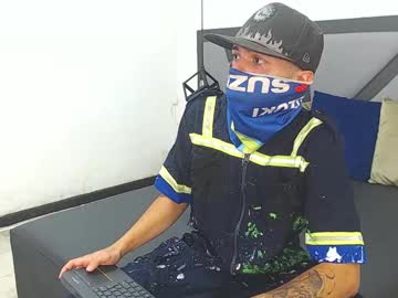 Faceless762 Chaturbate stream image from June 03, 2025