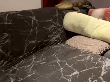 Gelfling76 Chaturbate stream image from June 03, 2025