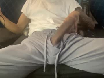 Yeahitsrell2 Chaturbate stream image from June 03, 2025