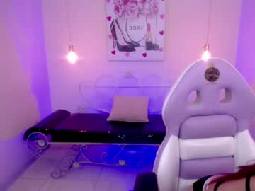 Nahomi_Castro Chaturbate stream image from June 03, 2025