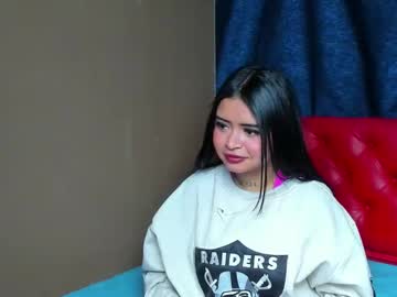 Hiilary19 Chaturbate stream image from June 03, 2025