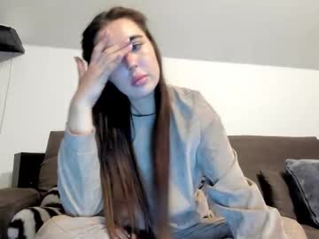Girl_In_The_Law Chaturbate stream image from June 03, 2025