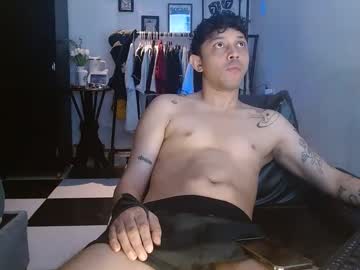 Tonny_Hills Chaturbate stream image from June 03, 2025