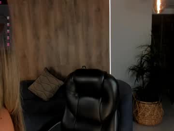 Paulinasantosx Chaturbate stream image from June 03, 2025