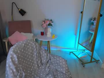 Sophie_Skyangel Chaturbate stream image from June 03, 2025