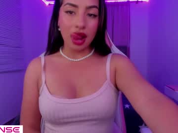 Andrea_Kinky Chaturbate stream image from June 03, 2025