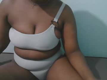 Classy_Zoey Chaturbate stream image from June 03, 2025