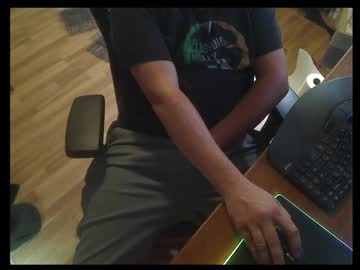 Hrnyinutah Chaturbate stream image from June 03, 2025