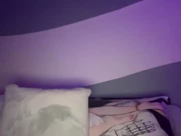Blackgurlkitty Chaturbate stream image from June 04, 2025