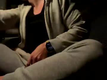 Etat_On Chaturbate stream image from June 04, 2025