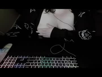 Simplylexii Chaturbate stream image from June 04, 2025