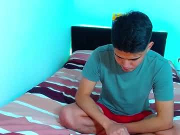 Harry_And_Hermione420 Chaturbate stream image from June 04, 2025