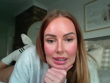 Honeybroooks Chaturbate stream image from June 04, 2025