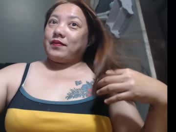 Pussysquirtasian Chaturbate stream image from June 04, 2025