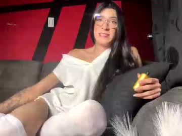 Chaminela Chaturbate stream image from June 04, 2025