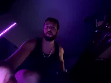 Brucewaynefux Chaturbate stream image from June 04, 2025