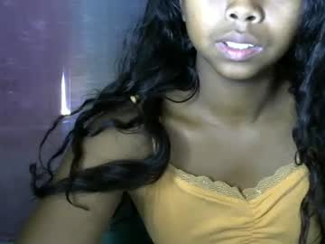 Magowan Chaturbate stream image from June 04, 2025